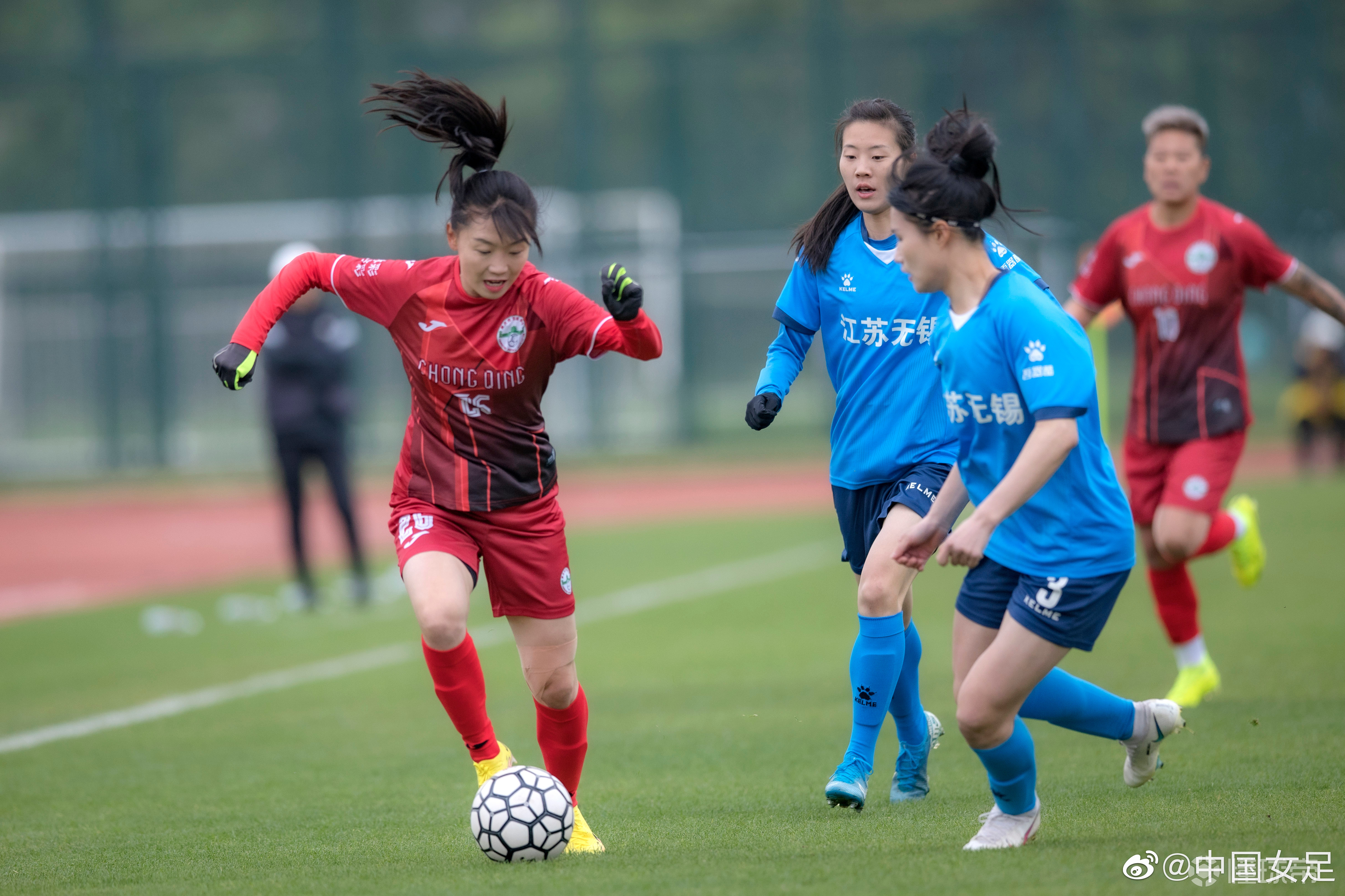 关于联赛首秀：女足新晋选手踢出风采的信息